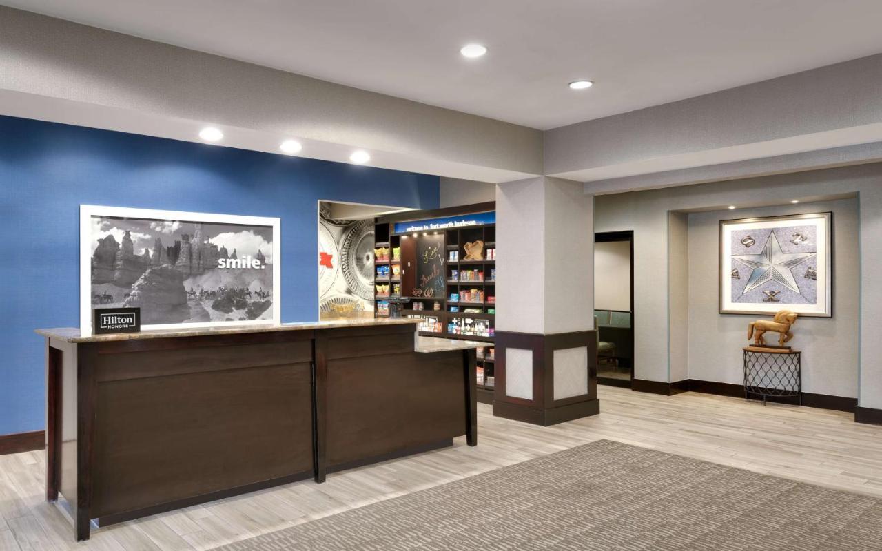 Hampton Inn & Suites Ft Worth-Burleson Exteriör bild